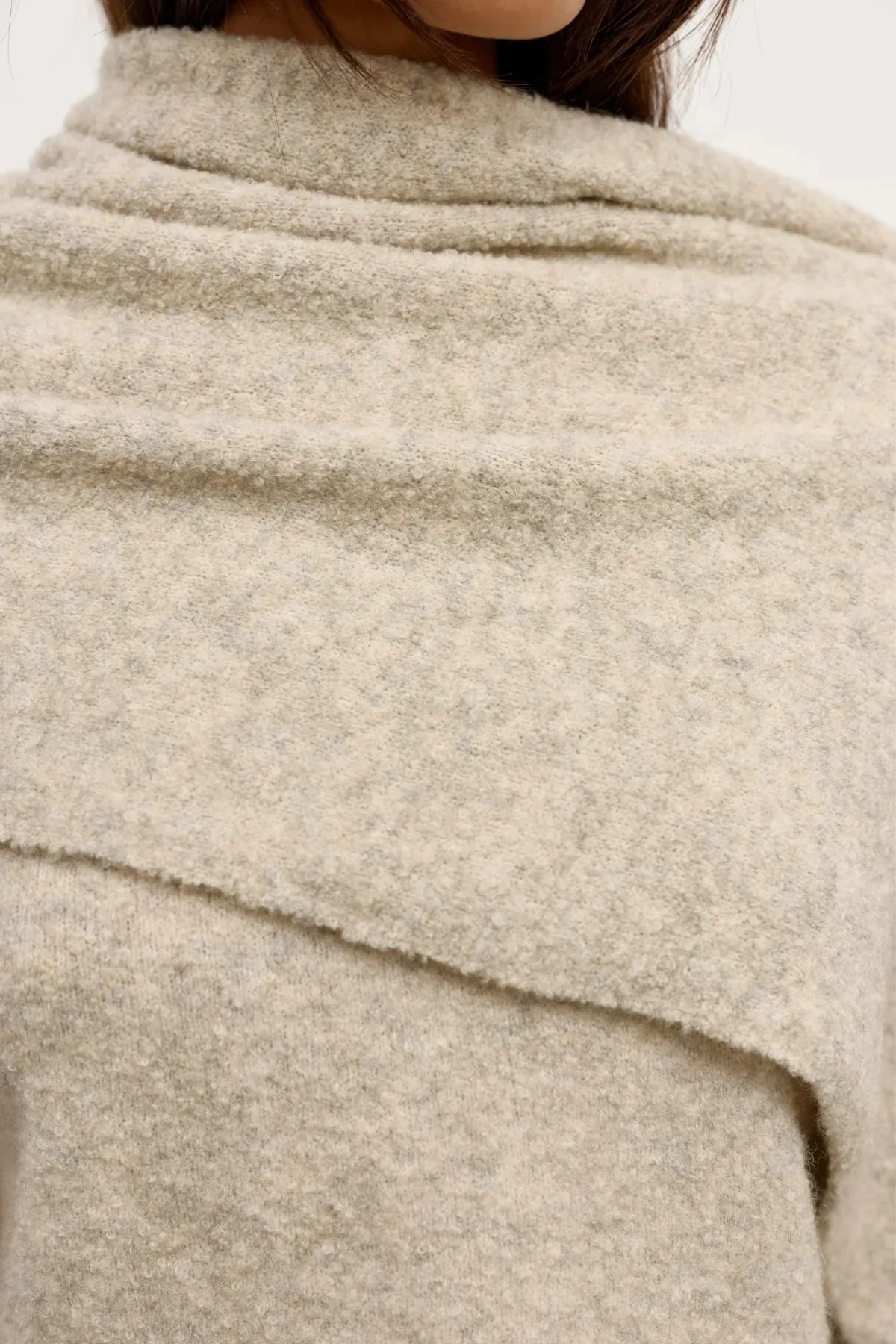 Soba Scarf Urchin - Image 3