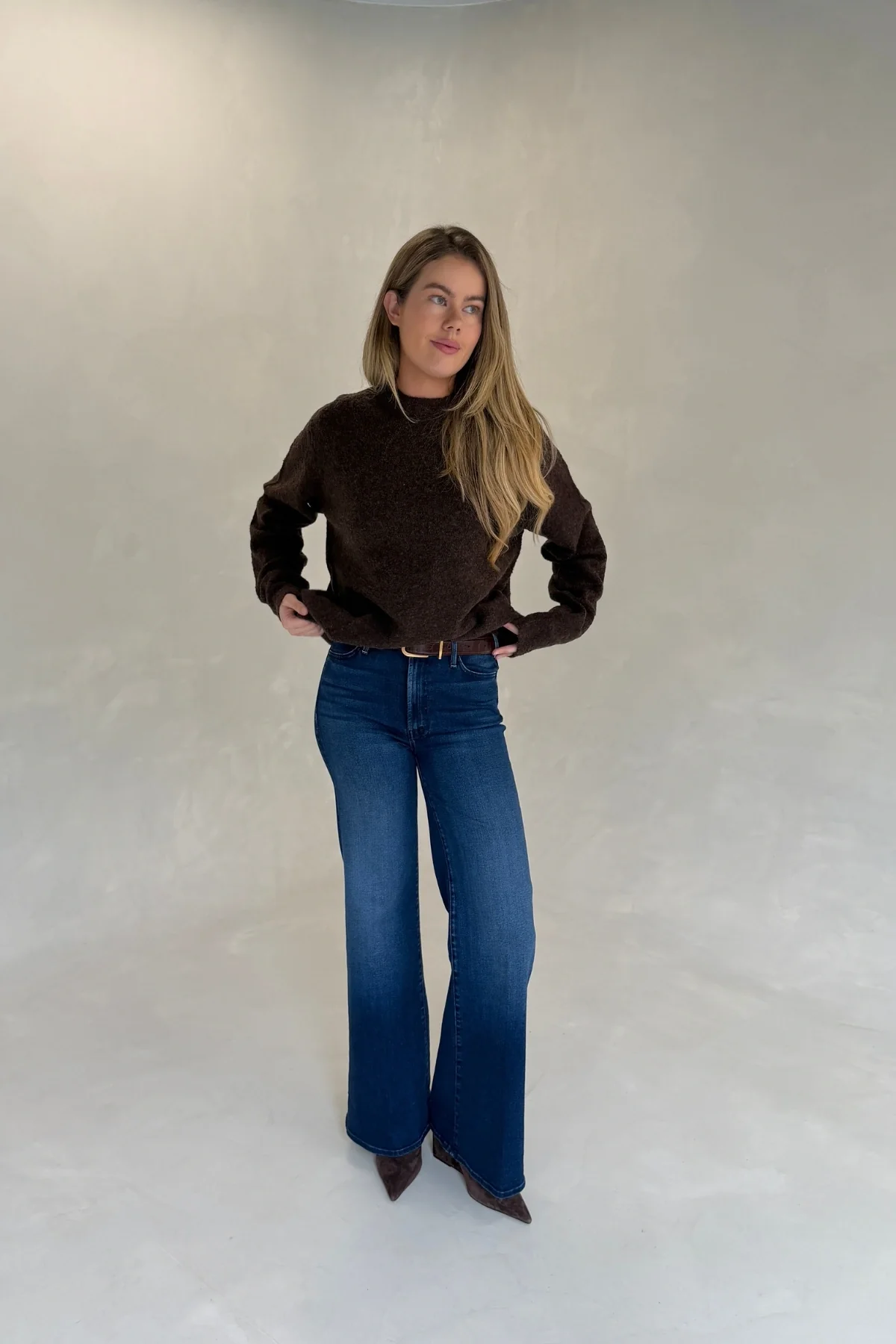Stella Crew Neck Bear - Image 8