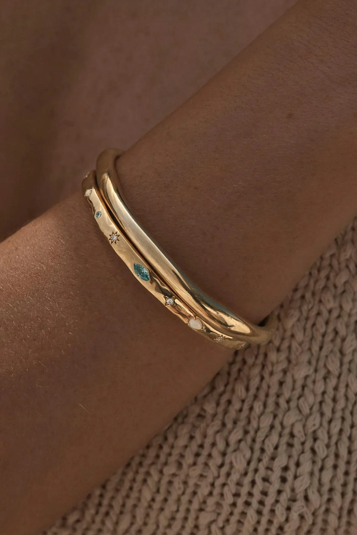 18k Gold Vermeil Hope And Protection Cuff - Image 3