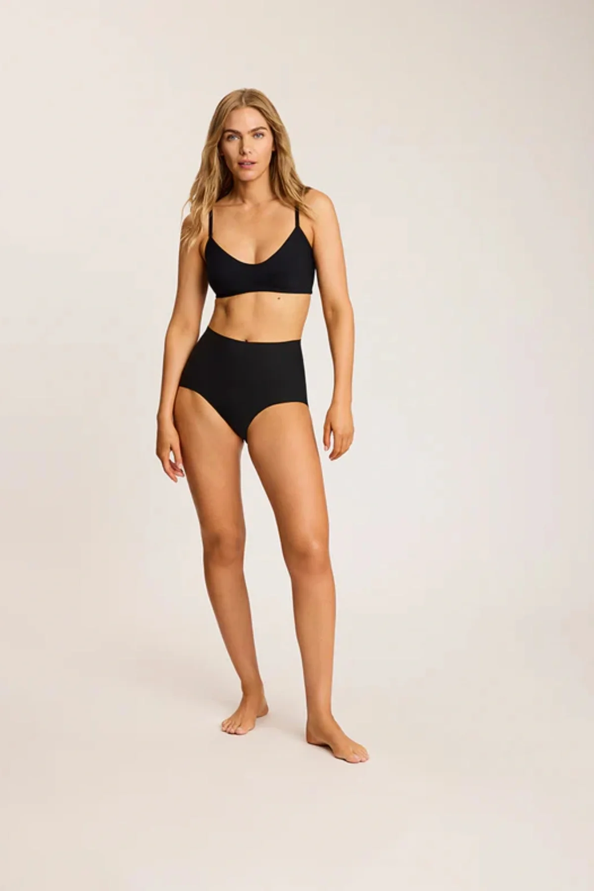 Butter Bralette Black - Image 5