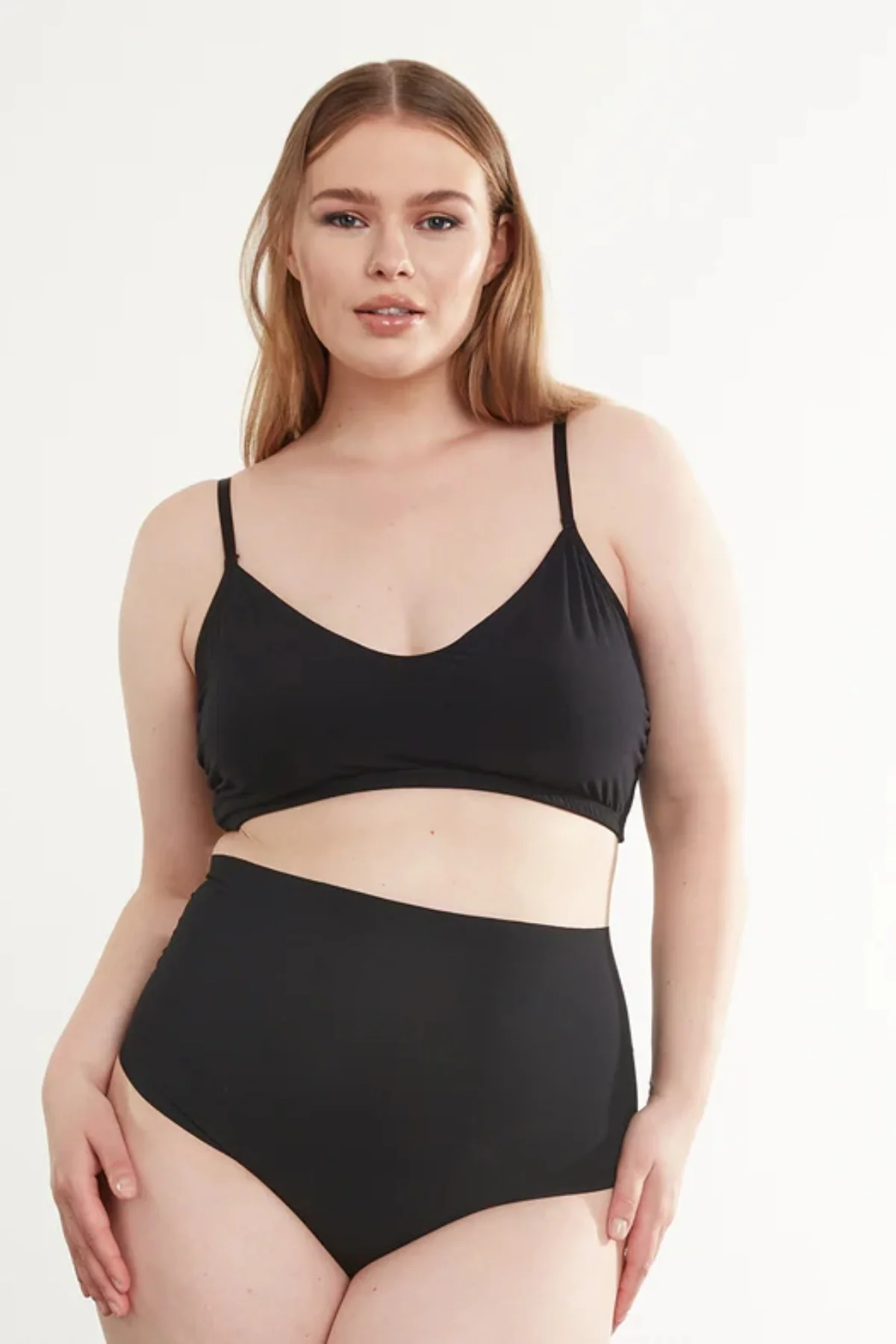 Butter High-Rise Bikini Black - Image 4