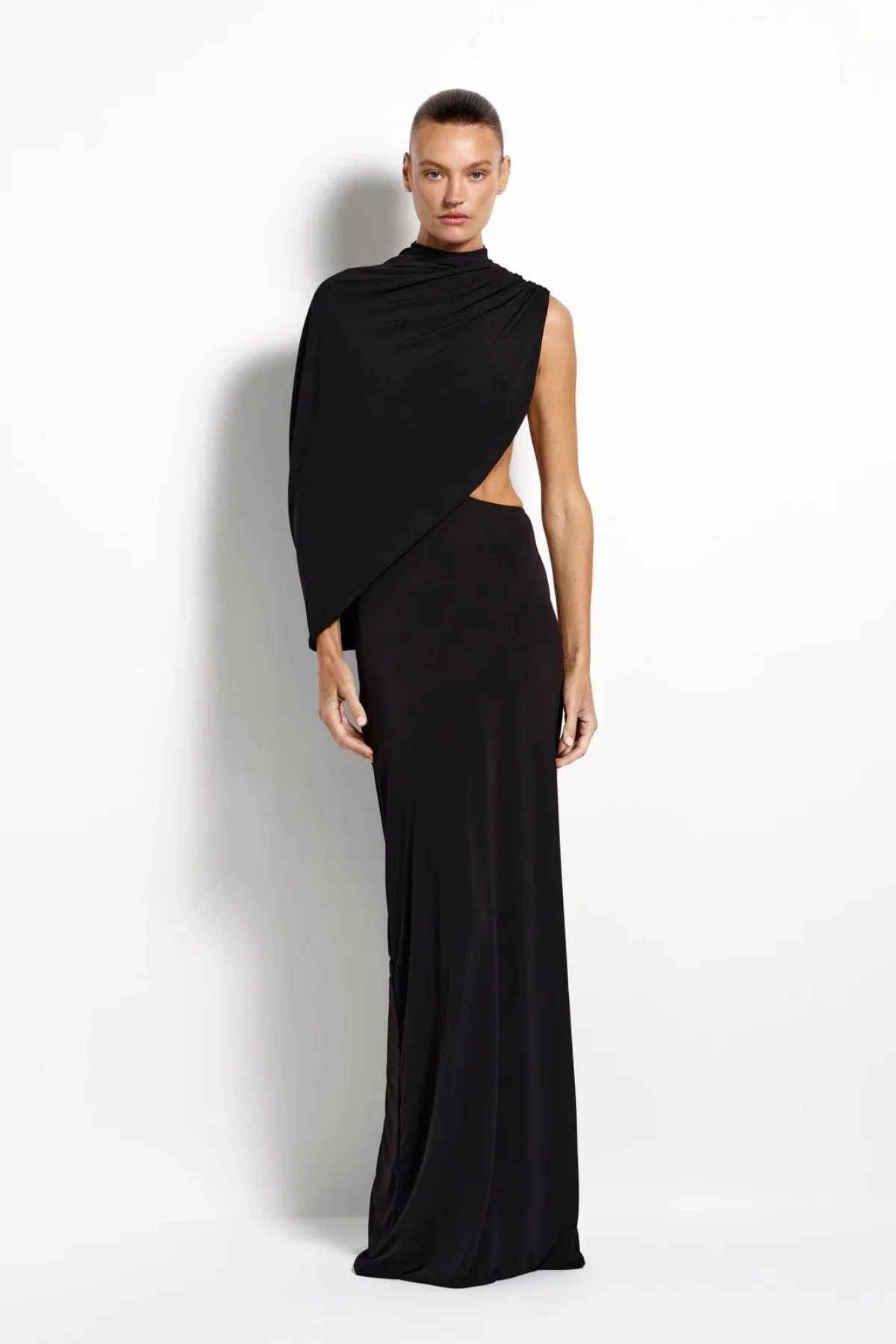 Aleksi Gown Black