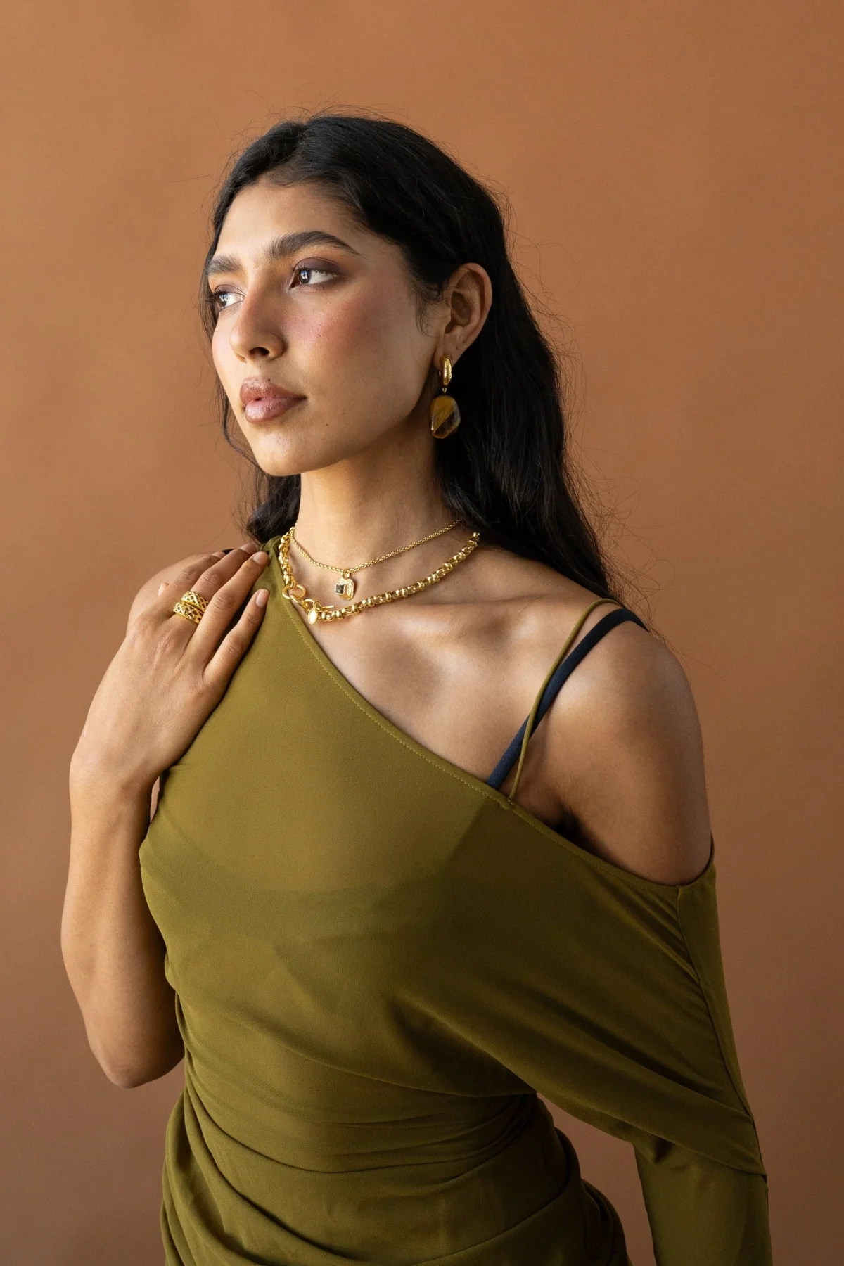 Georgia Earrings Gold - Image 7