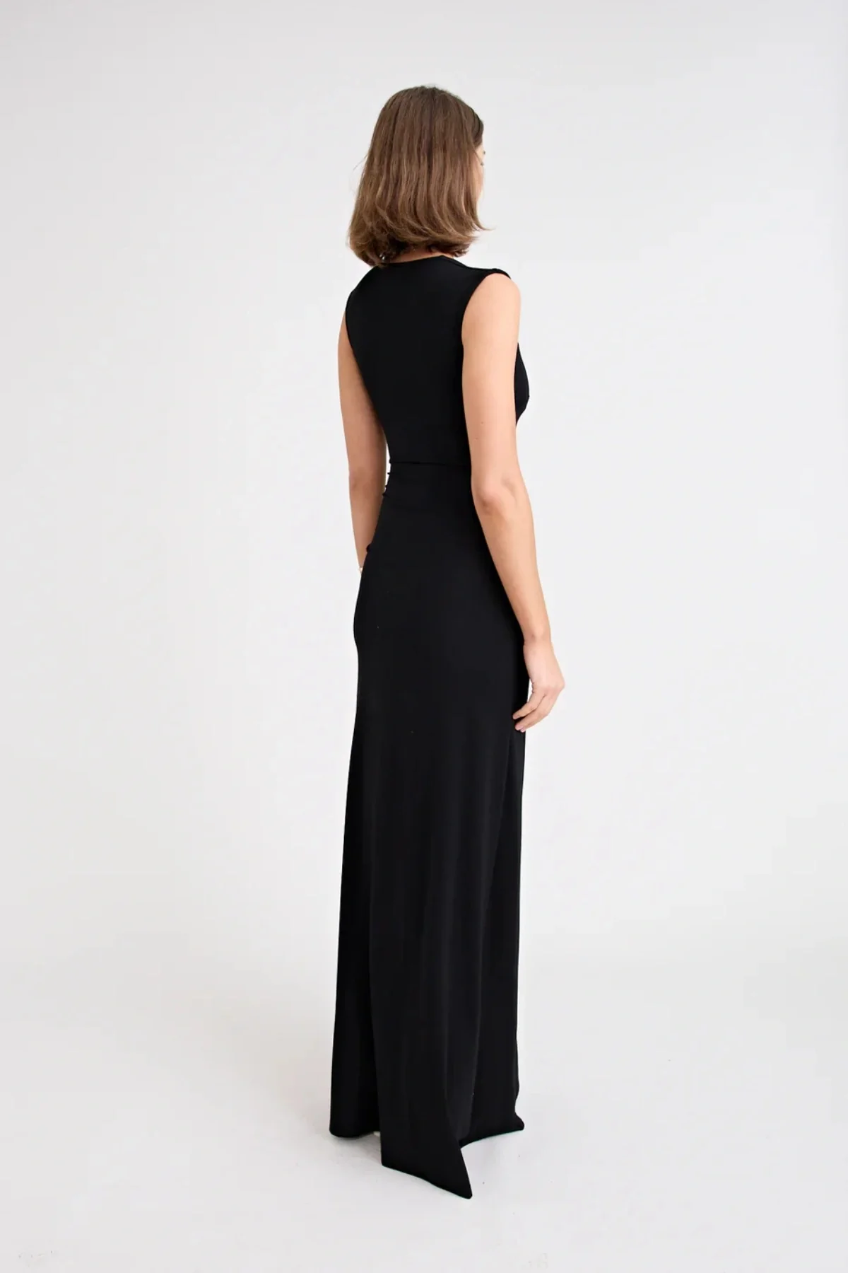 Samara Gown Black - Image 10