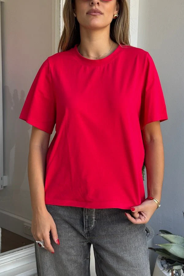 Boyfriend Tee Red - Image 10