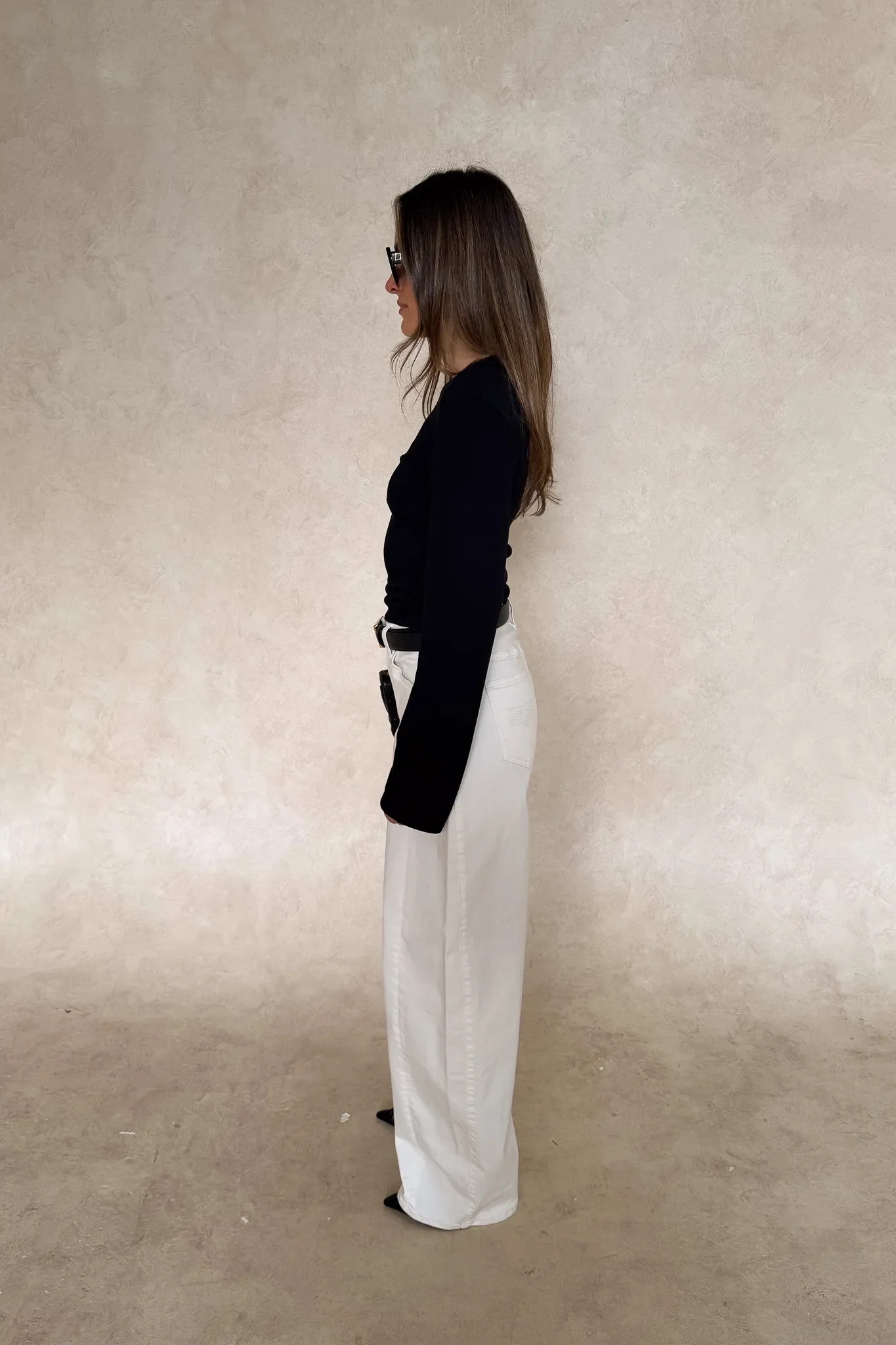 Jaz Crew Neck Ruched Long Sleeve Top Black - Image 9