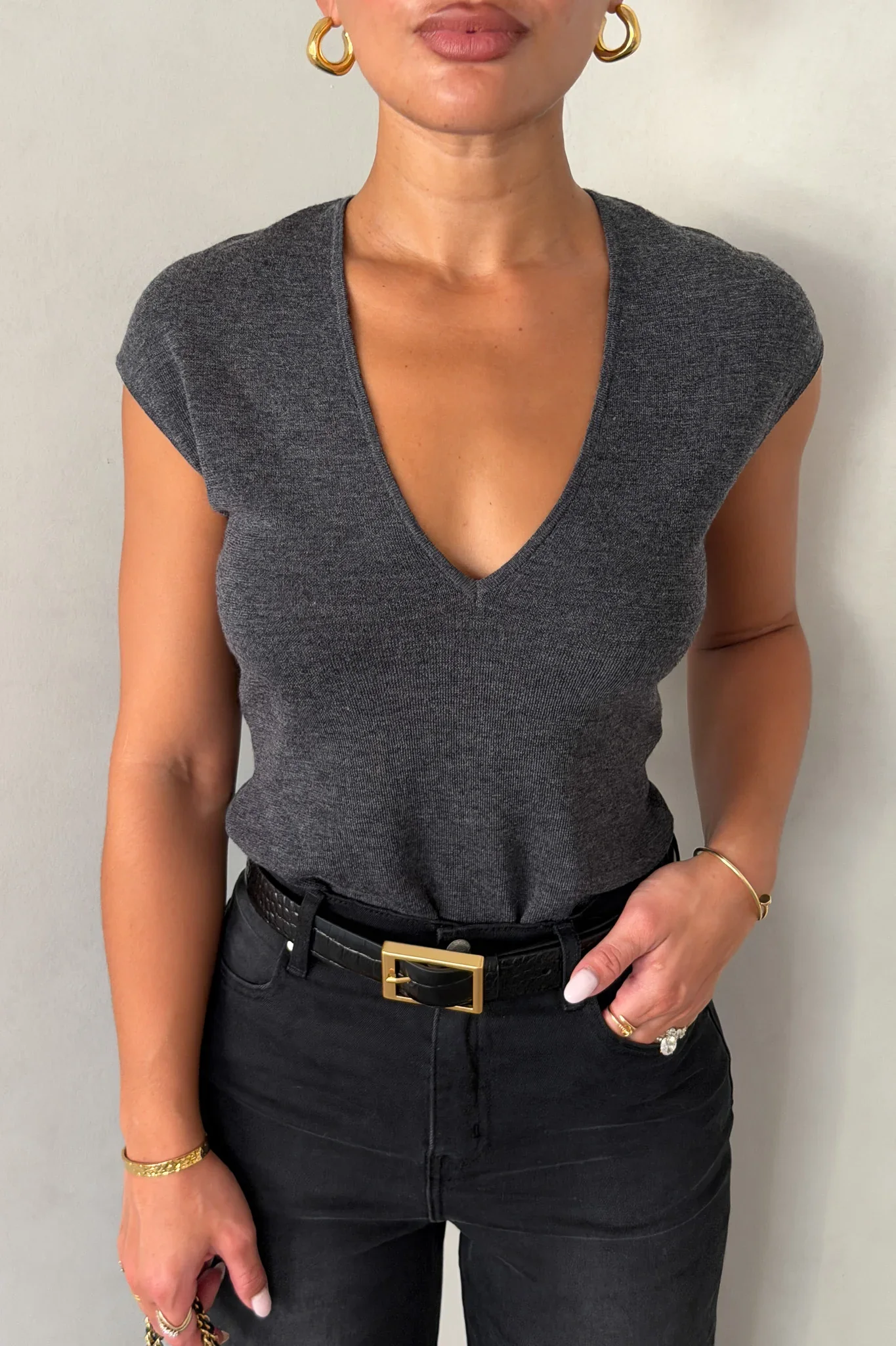Jen V Neck Knit Cap Sleeve Top Grey - Image 3