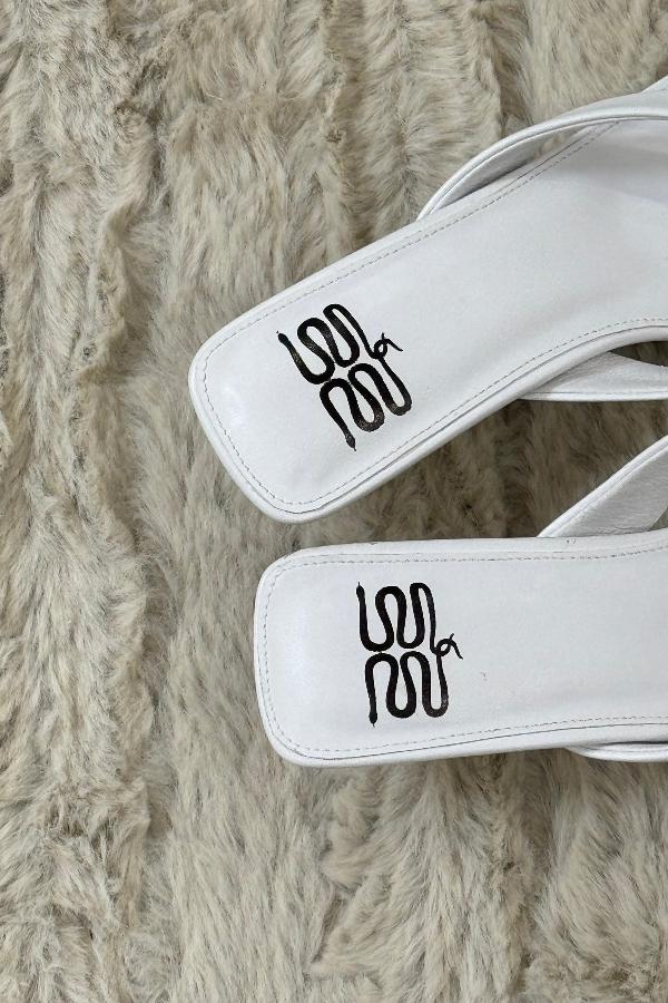 Kitty Heel White - Image 8