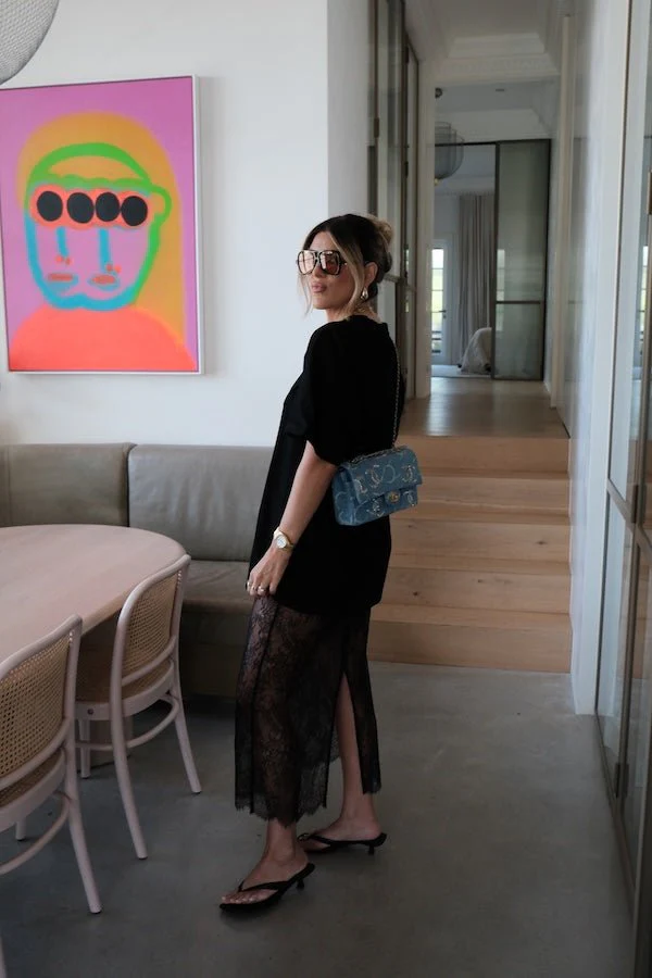 Lia Tee Black - Image 9