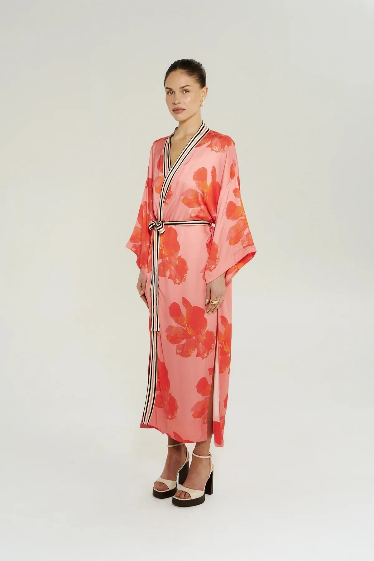Robe Peach Petals - Image 5
