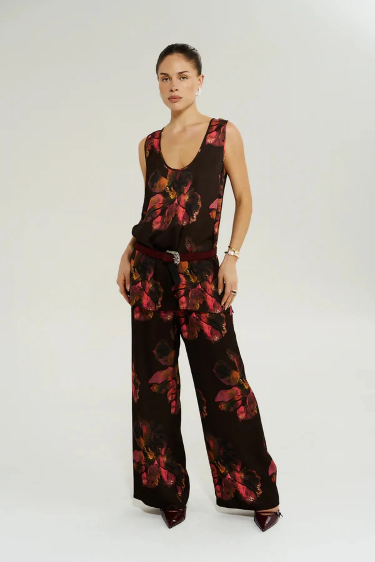 Scoop Neck Tank Chocolate Petals - Image 6